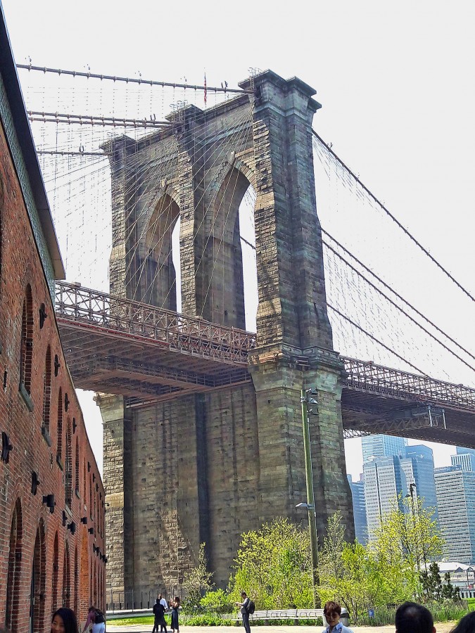 "Brooklyn Bridge" de Jorge Alberto Montero