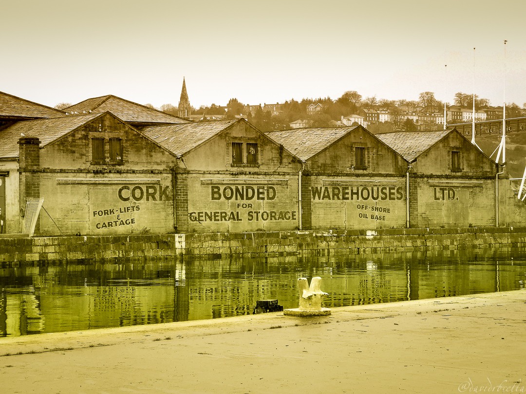 "Cork bonded warehouses" de David Roldn