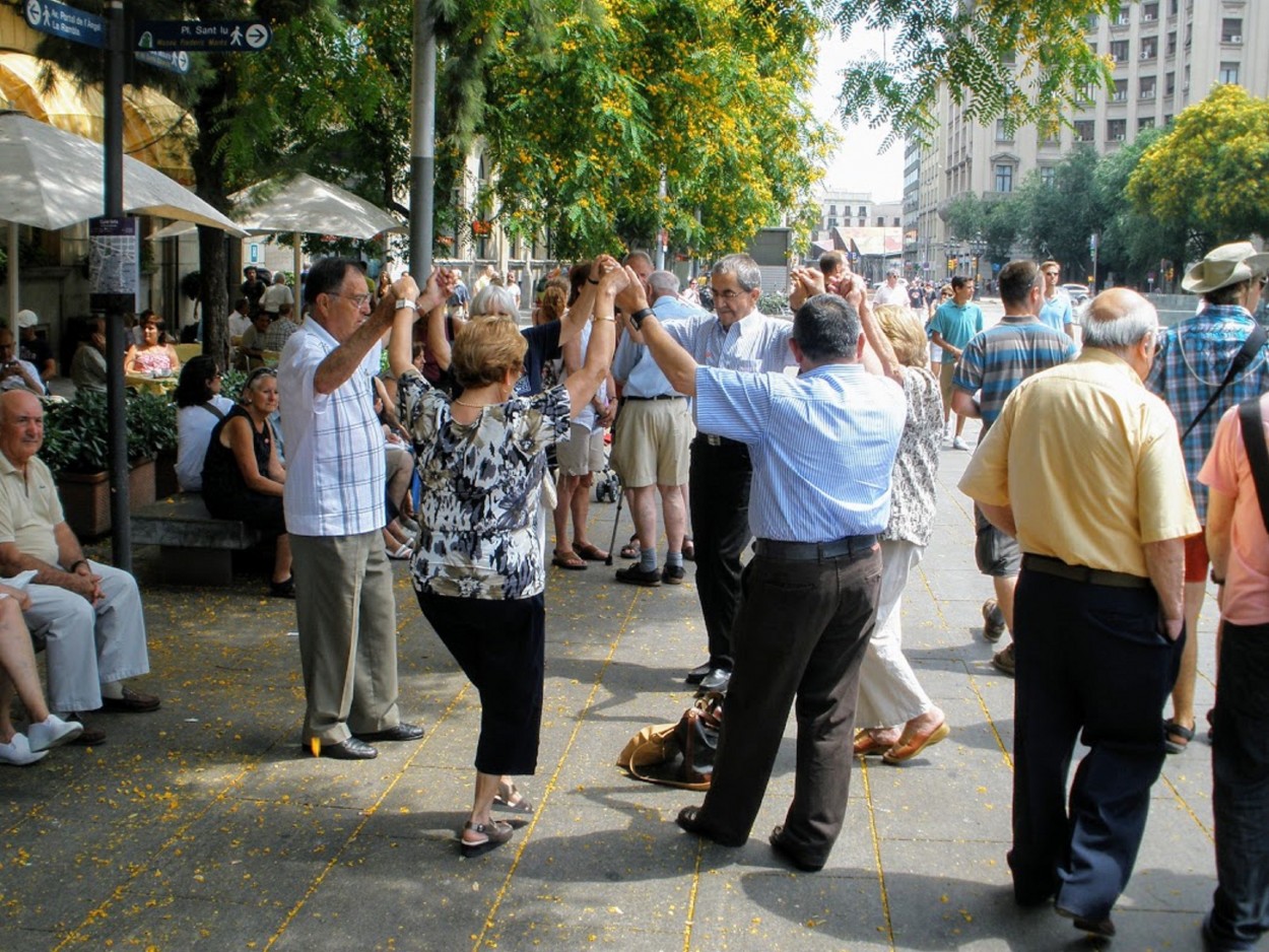 "baile populr en Barcelona 3" de Tzvi Katz