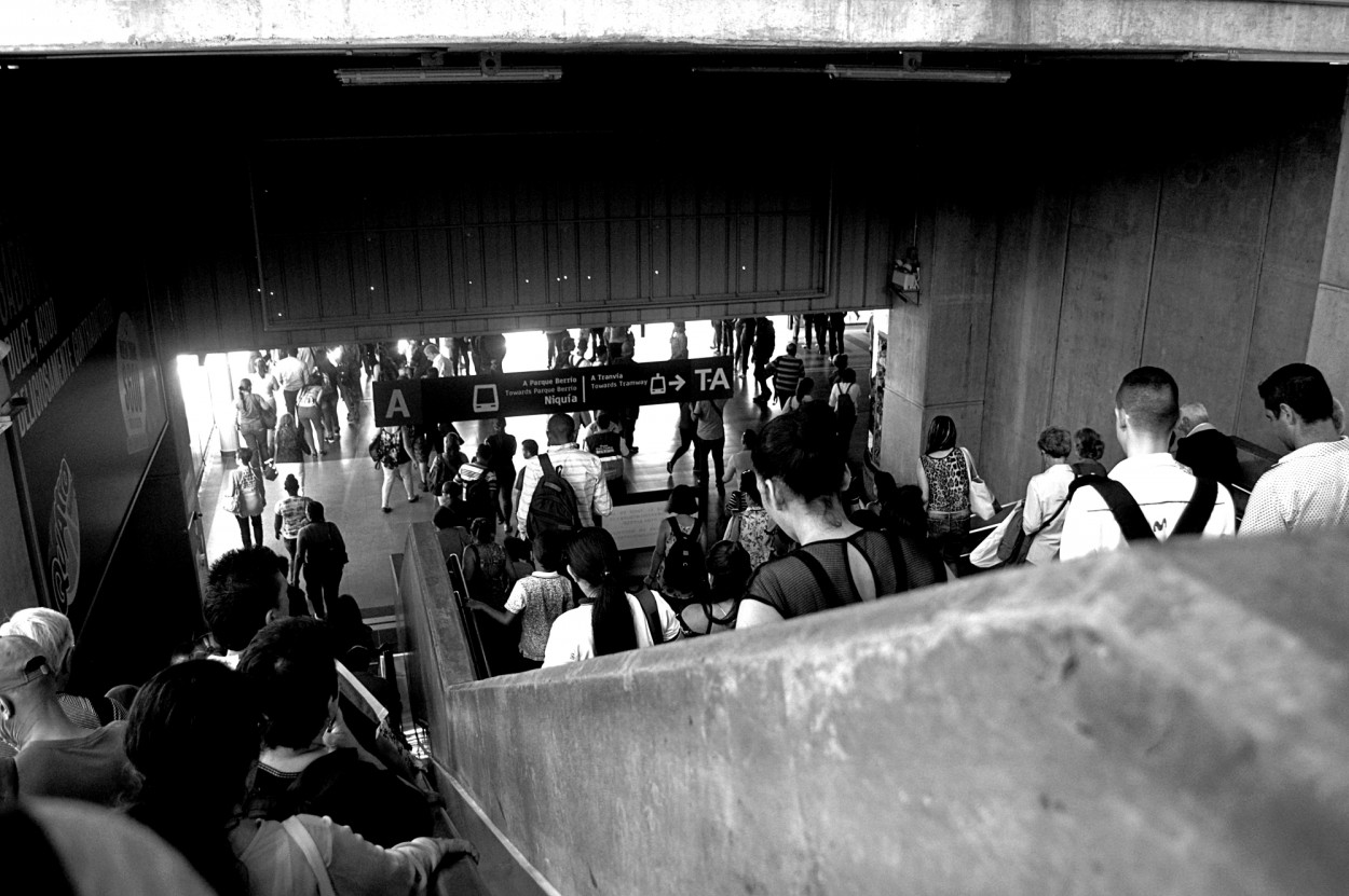 "Metro Station" de Esmeralda Cita