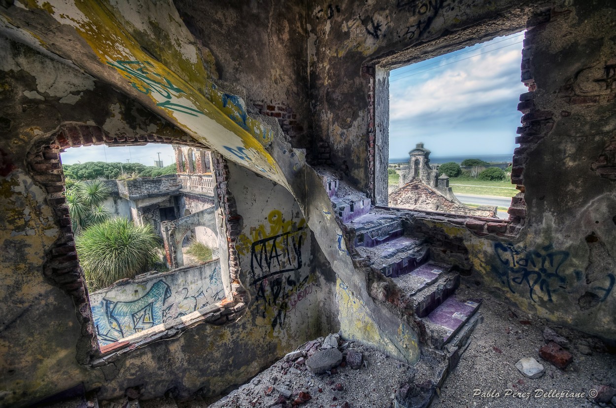 "Ruinas" de Pablo Perez Dellepiane