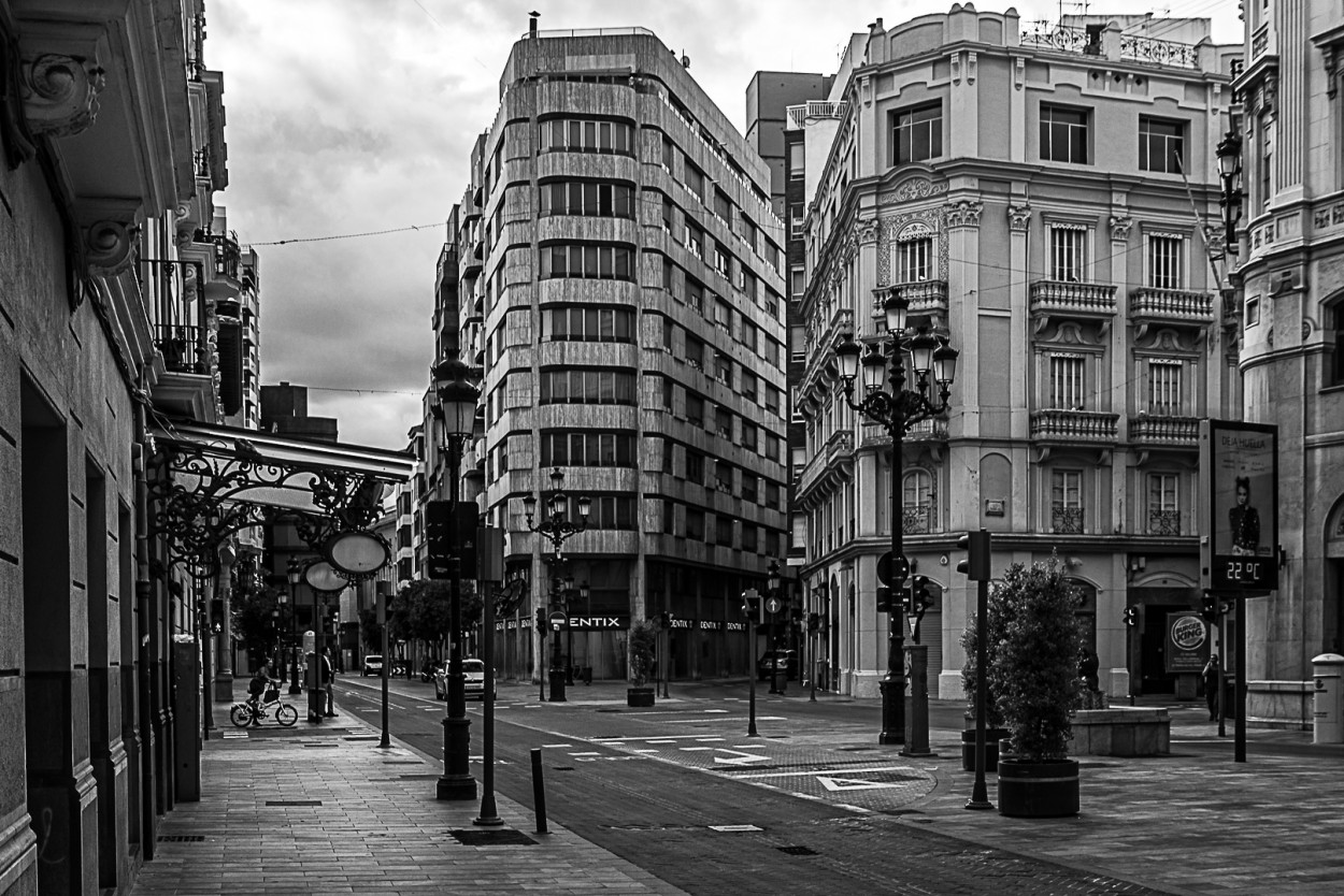 "`Puerta del Sol. Castelln-Espaa`" de Juan Beas