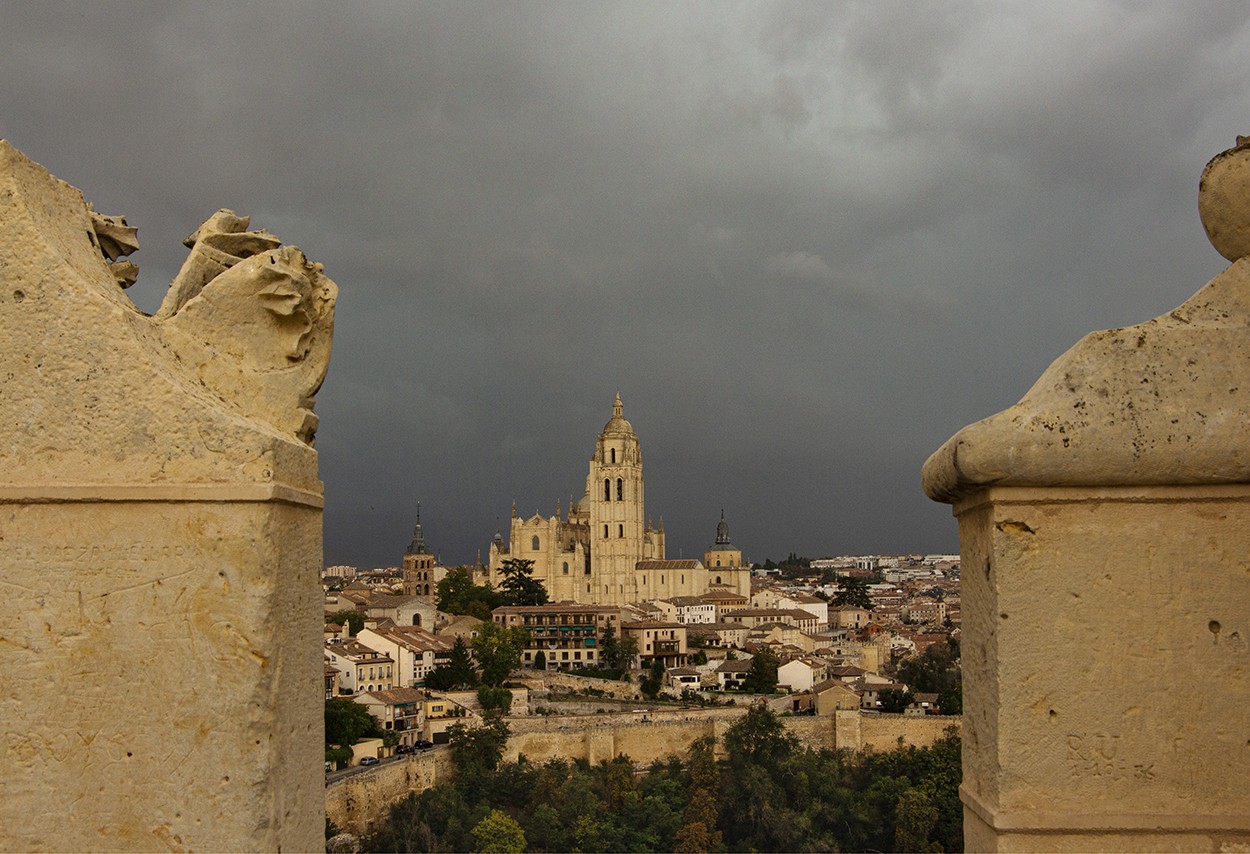 "Segovia antes de la tormenta" de Gabriela Rosso