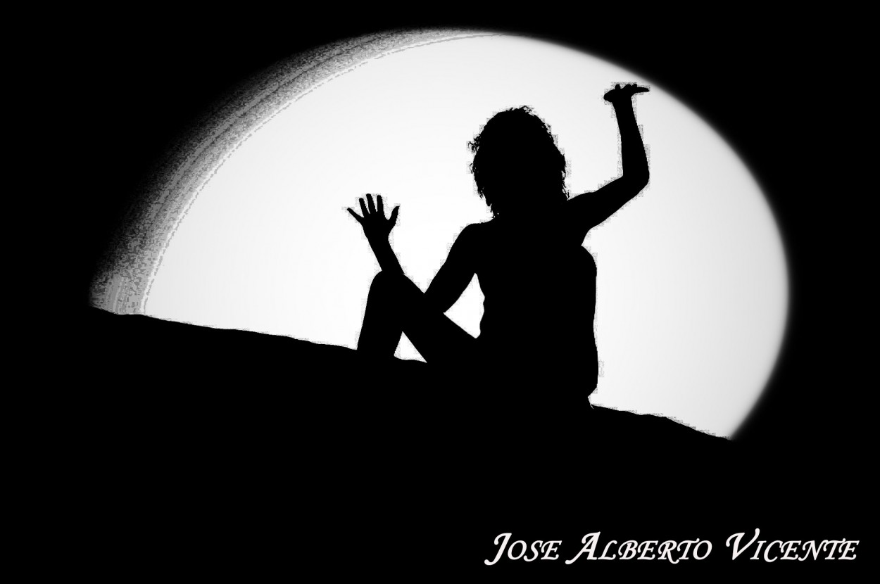 "una luz en el camino" de Jose Alberto Vicente