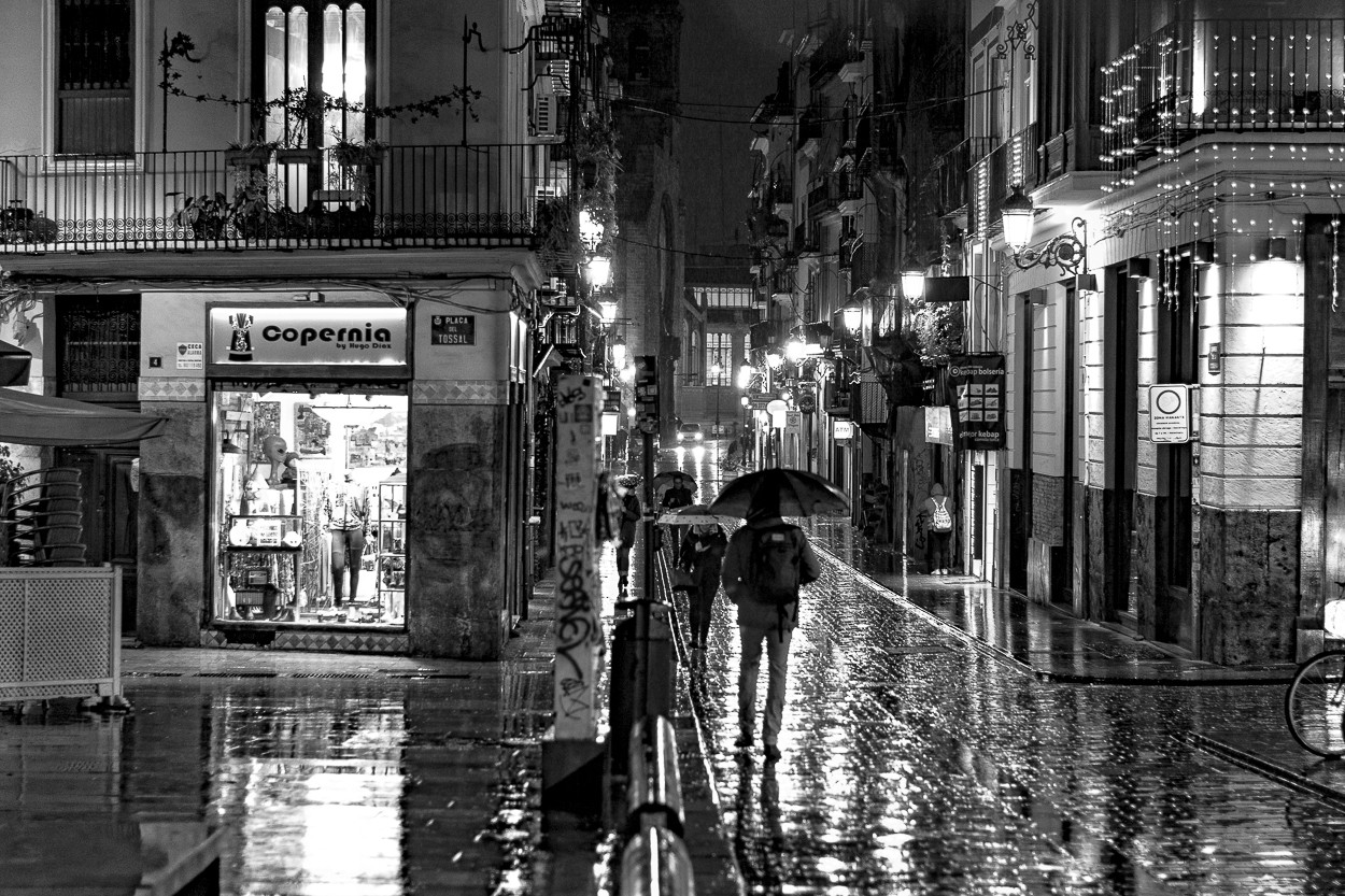 "Lluvia y ms lluvia" de Abel Puche Alifa