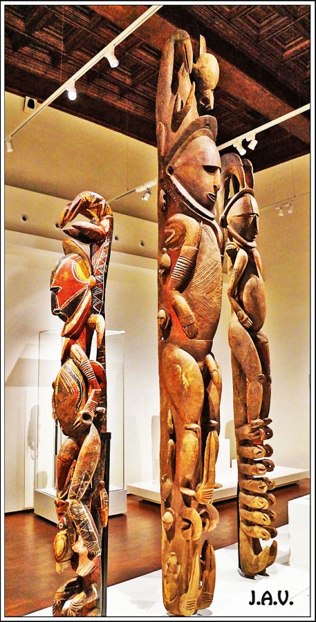 "Museo de las culturas del mundo. 68" de Joan A. Valentin Ruiz
