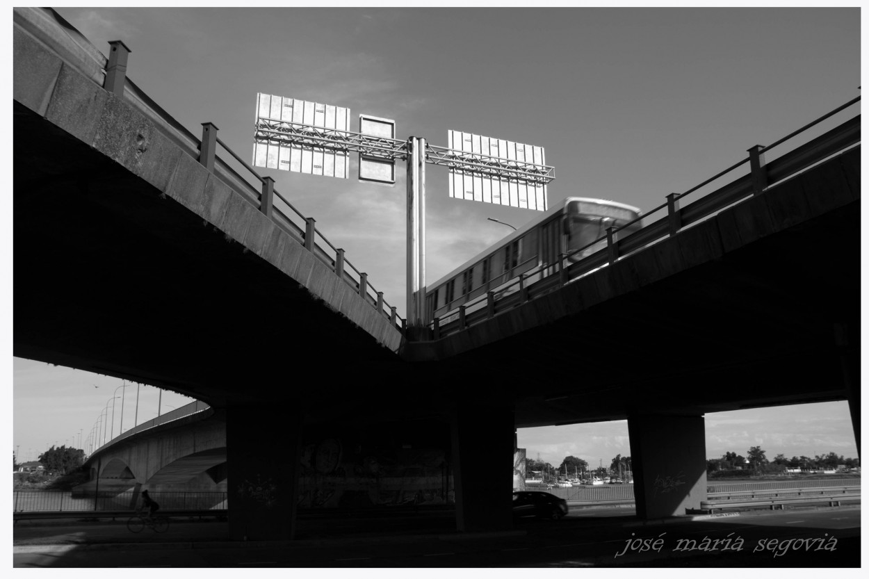 "Viaducto Oroo" de Jos Mara Segovia