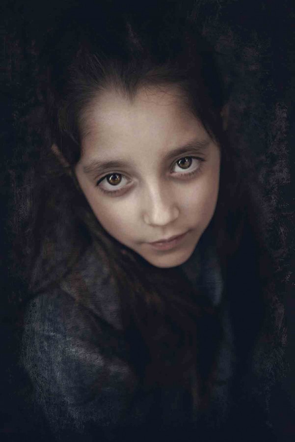 "muchacha ojos de papel ..adonde vas?" de Jorge Toloza