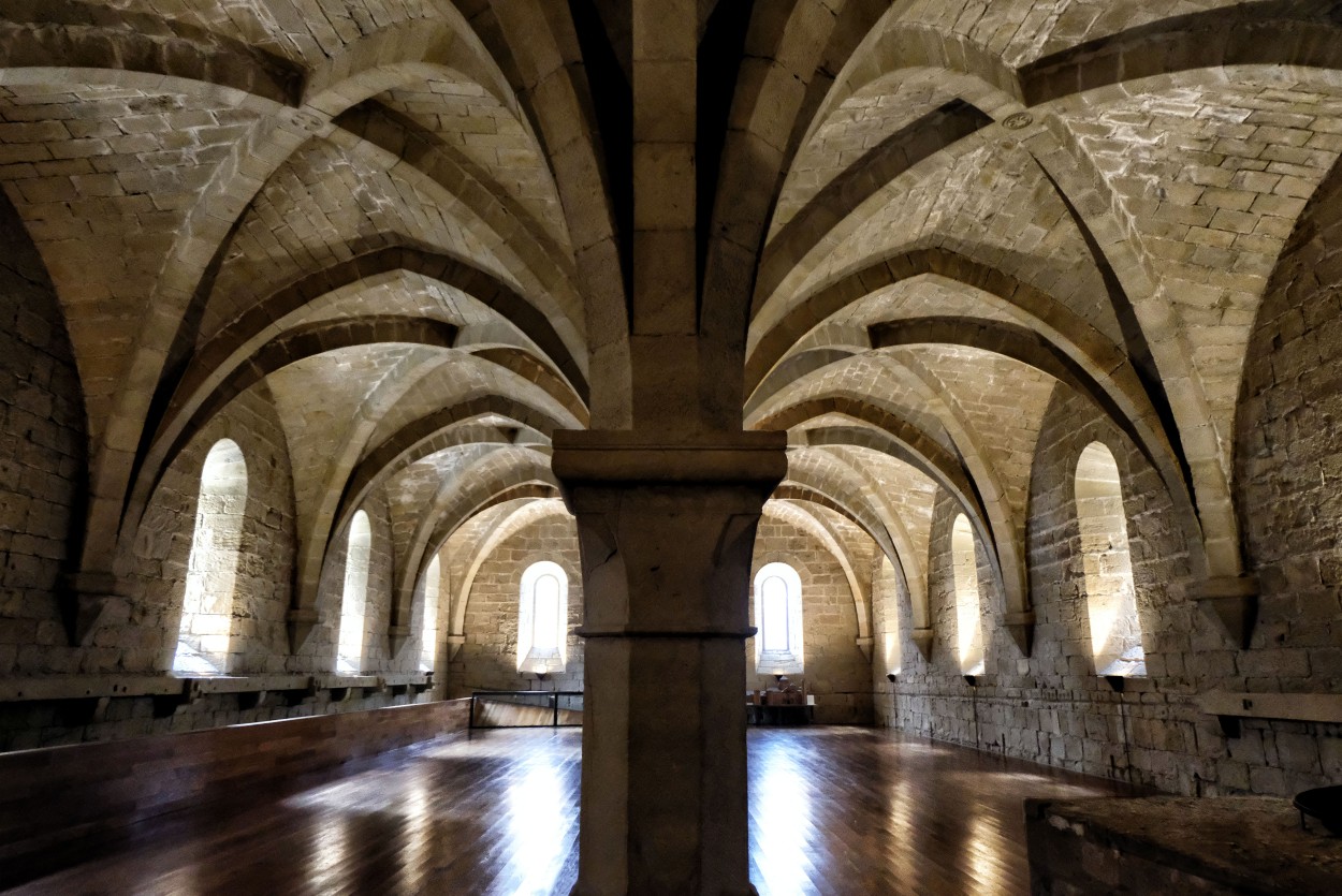 "Monasterio de Santa Maria de Poblet / Tarragona" de Cristina Msoler