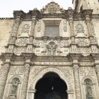 Arquitetura e estilo barroco andino em La Paz.