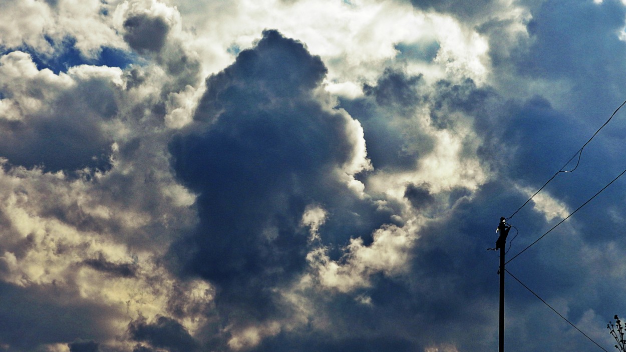 "Nubes" de Miguel ngel Nava Venegas ( Mike Navolta)