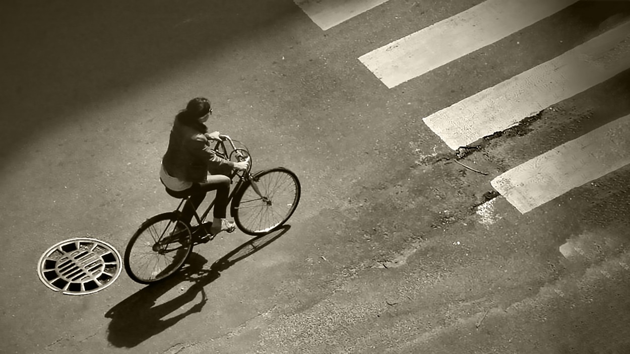"Domingo en bici" de Eli - Elisabet Ferrari