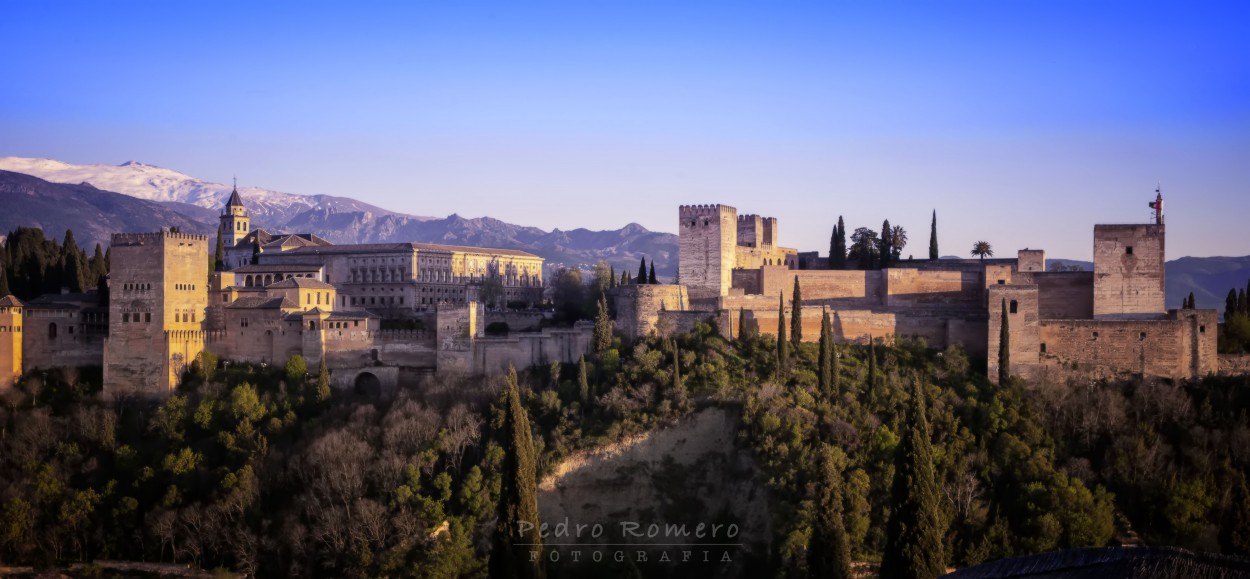 "Granada - La Alhambra" de Pedro Romero
