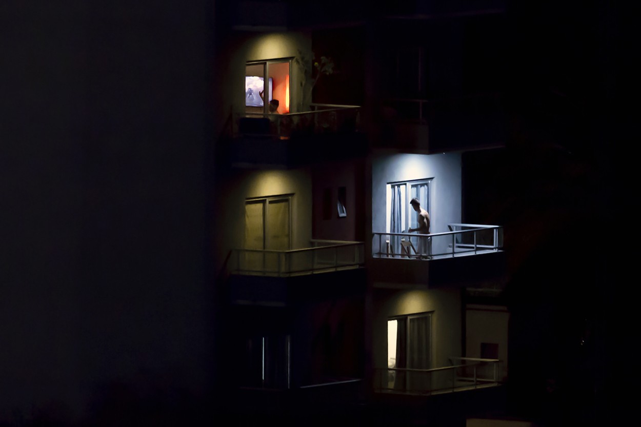 "Night Balconies" de Alfredo Fushimi