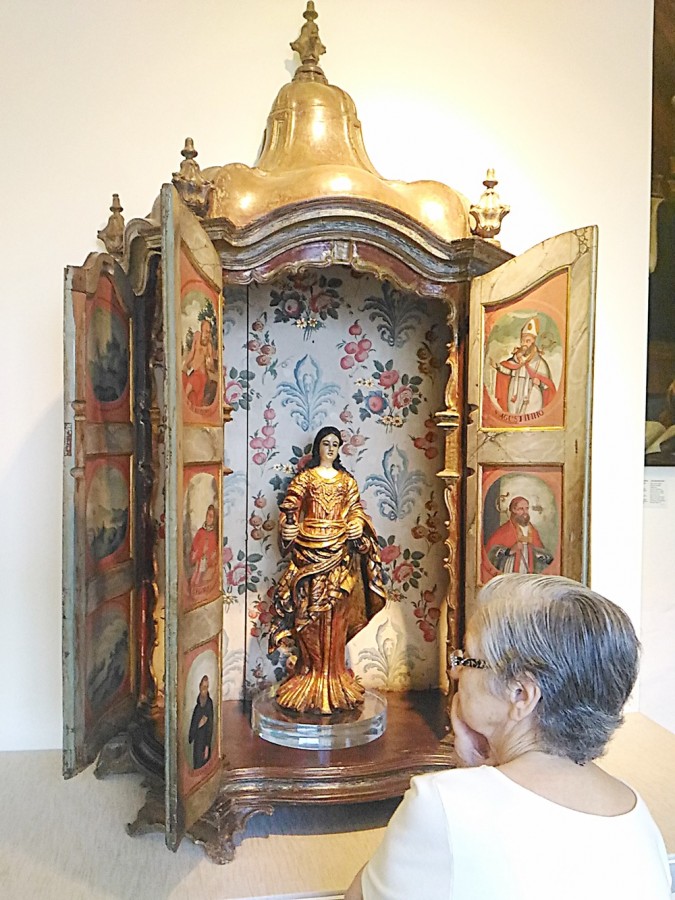 "No museu de Arte Sacra de S.Paulo ( c/ celular)" de Decio Badari