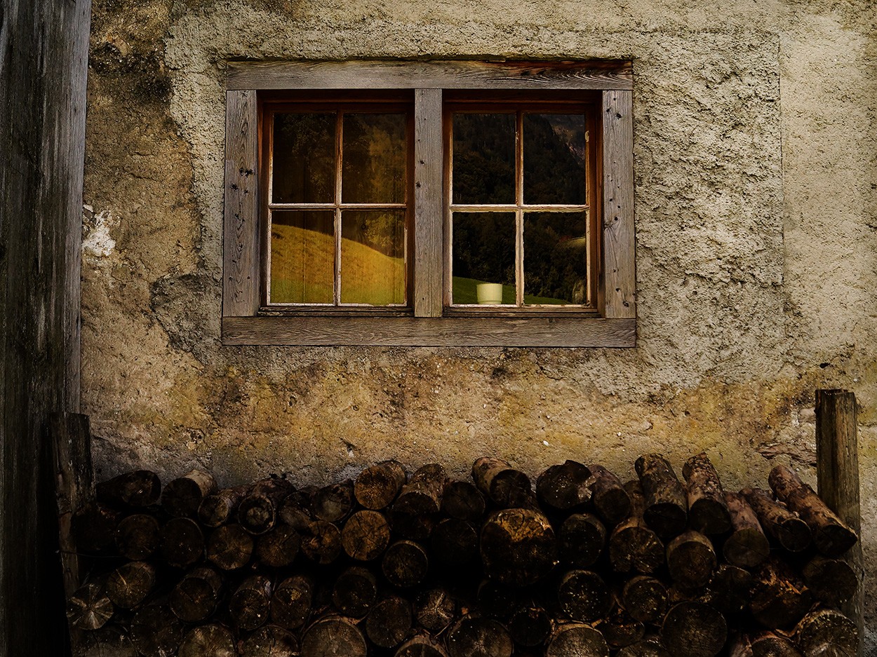 "Con las montaas en las ventanas" de Gerardo Saint Martn
