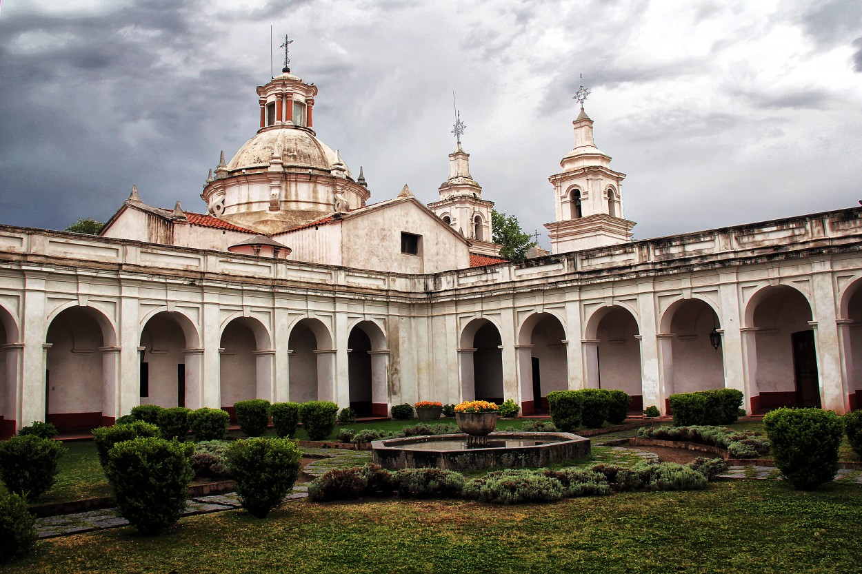 "Convento Jesutico Santa Catalina..." de Juan Carlos Barilari