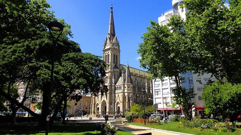 "Catedral de Mar del Plata" de Ana Giorno