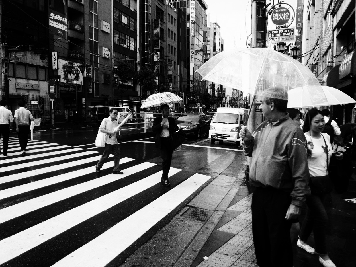 "Llueve y yo sin paraguas..." de Maria Isabel Hempe
