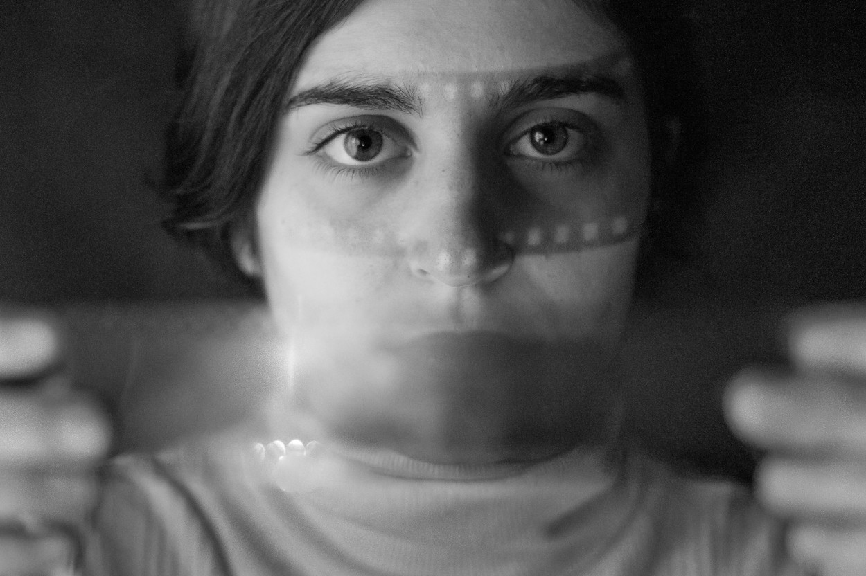 "Retrato en negativo" de Lorna Aguirre