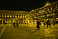 Nocturna en Venecia (color)