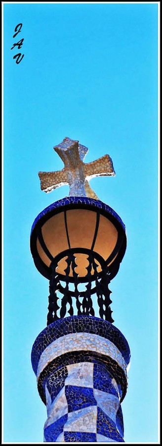 "La cruz de cuatro brazos." de Joan A. Valentin Ruiz