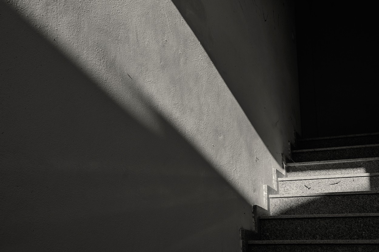 "Luz subiendo la escalera" de Francisco Jos Cerd Ortiz