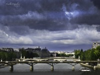 `Bajo el cielo de Paris...`