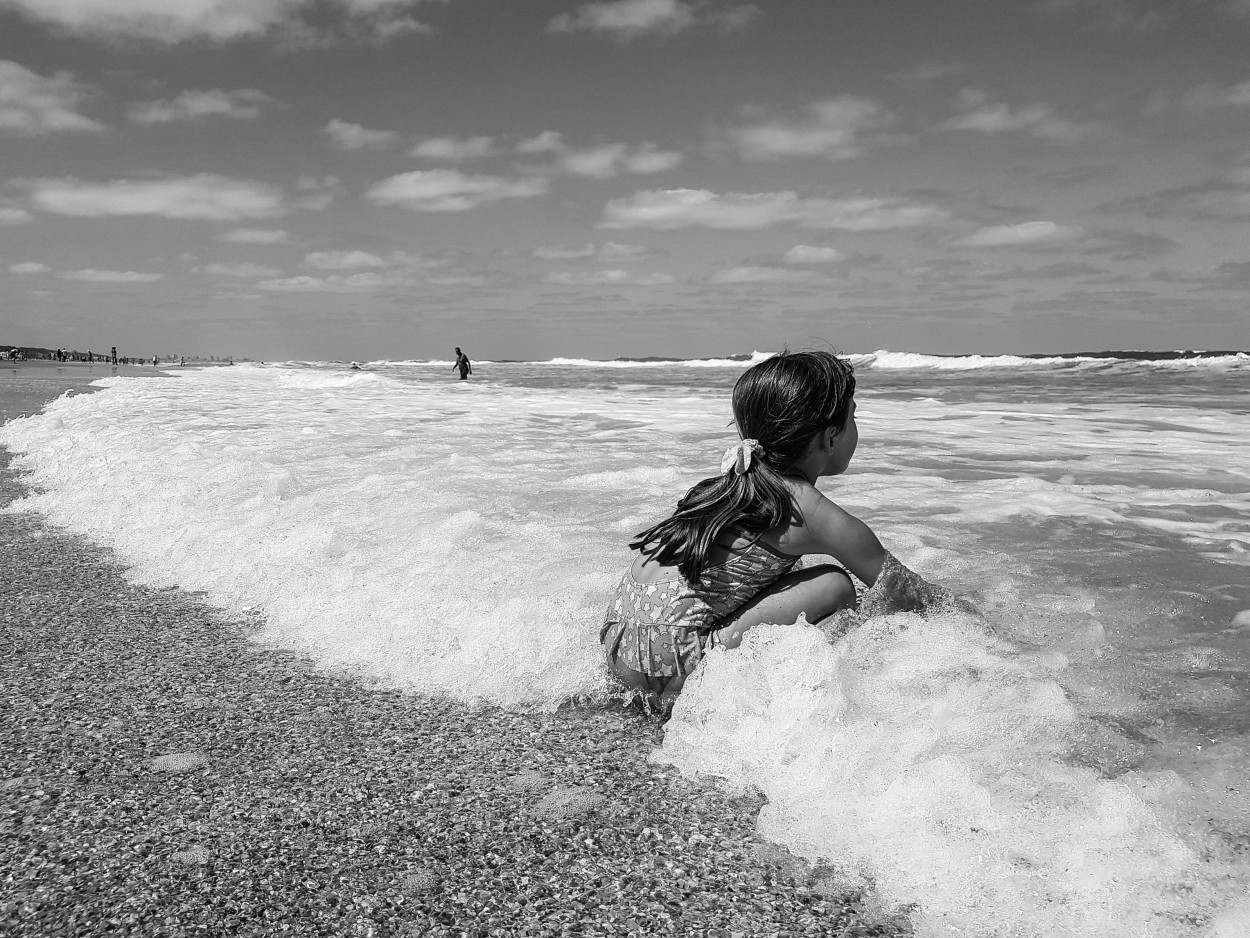 "Rompiendo las olas" de Marzioni Martn Luis