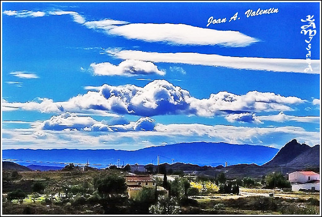 "Nubes. 4" de Joan A. Valentin Ruiz