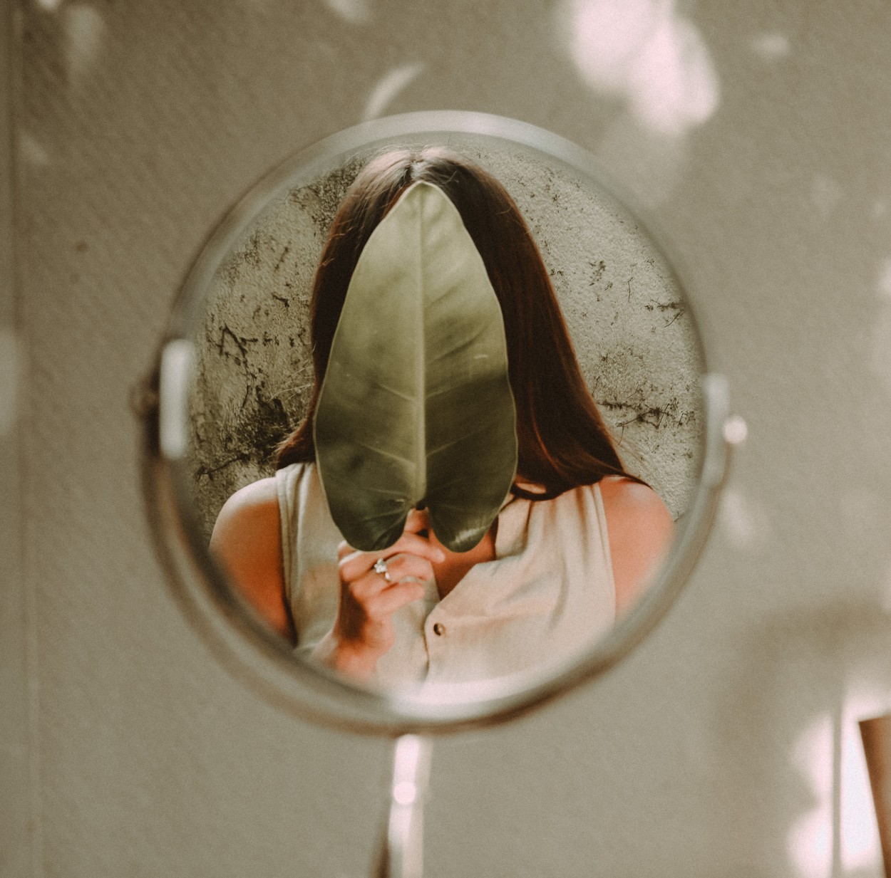 "Autorretrato con espejos" de Florencia Gisele Silva Garca