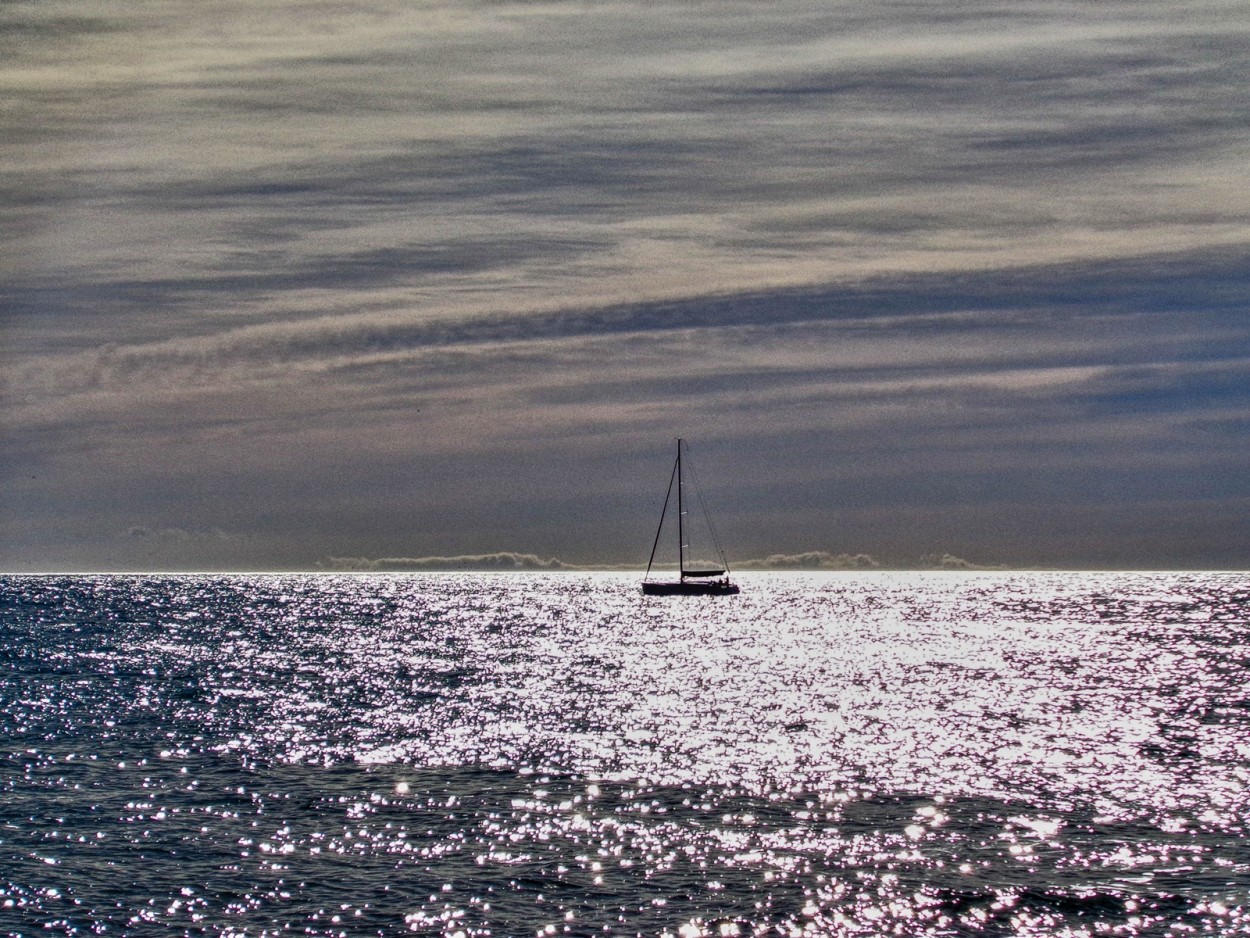 "**Navegando en un Mar de Plata**" de Antonio Snchez Gamas (cuky A. S. G. )