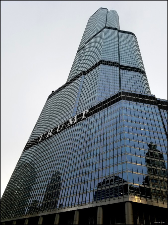 "Edificios en la Torre Trump..." de Mara Ins Hempe