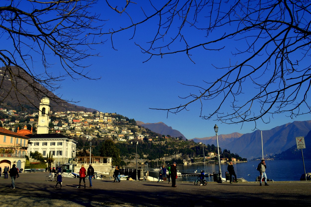 "Lago di Como" de Ana Rosalia Scott