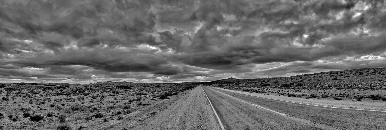 "Ruta 40 cruzando la inmensidad patagnica" de Gustavo Luben Ivanoff