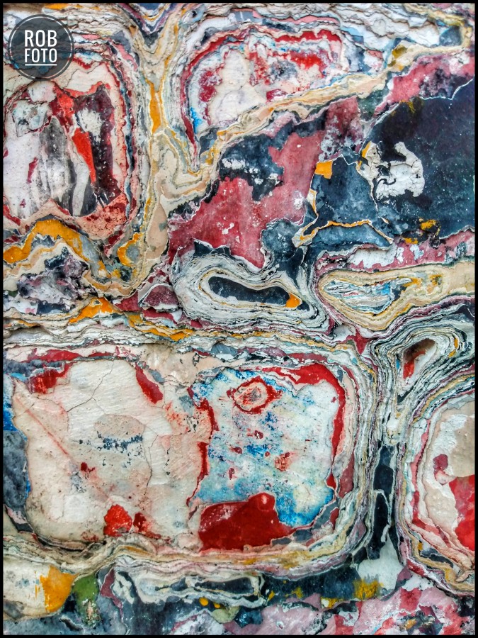 "Capas de pintura a la cal" de Ruben Blazquez