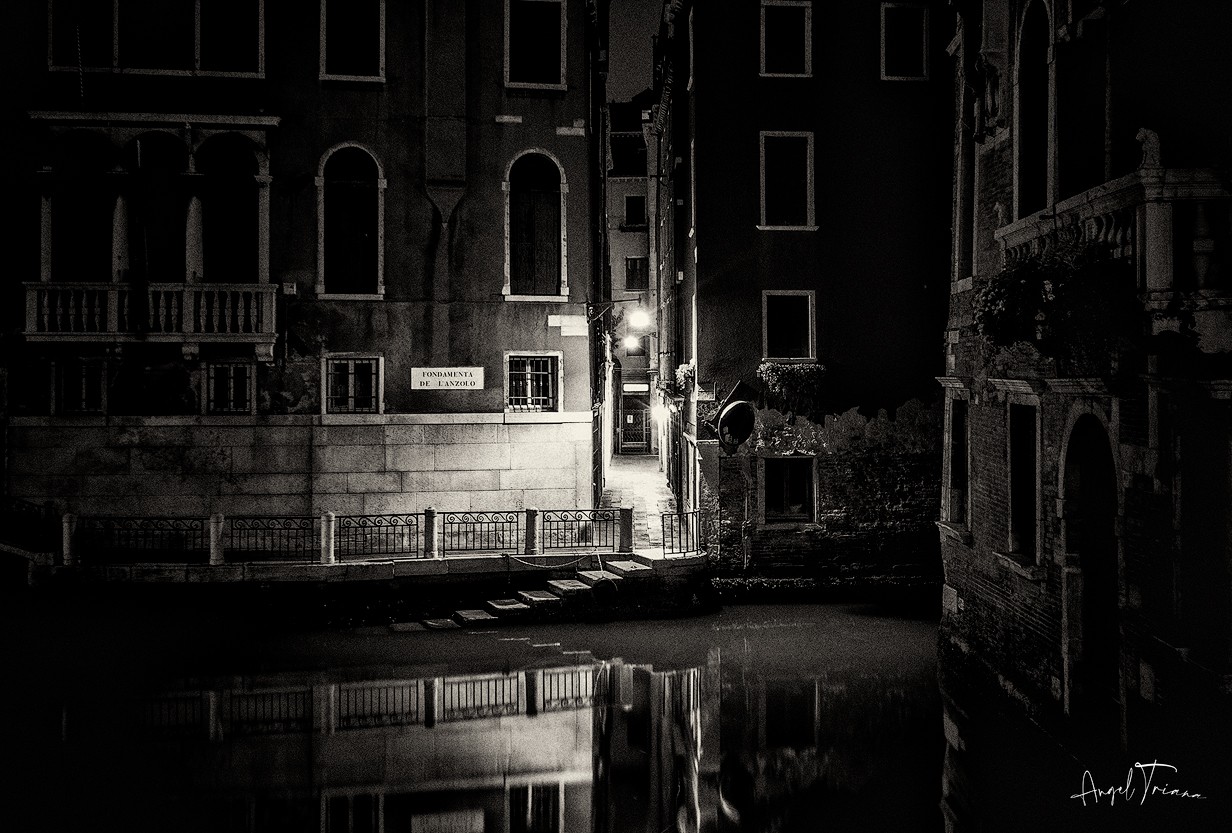 "Mi Venecia..." de Angel Triana