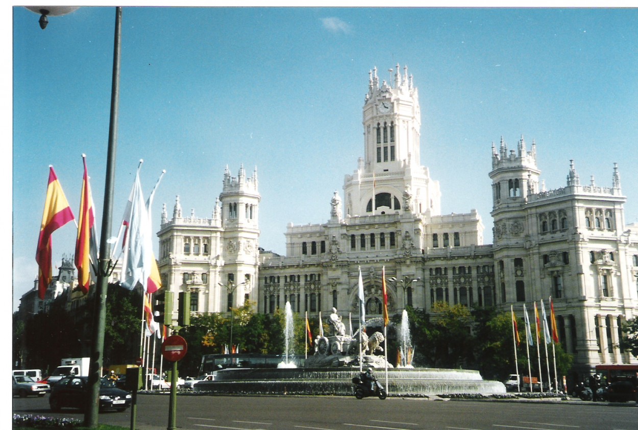 "palacio del ayuntamiento madrid" de Beatriz Di Marzio