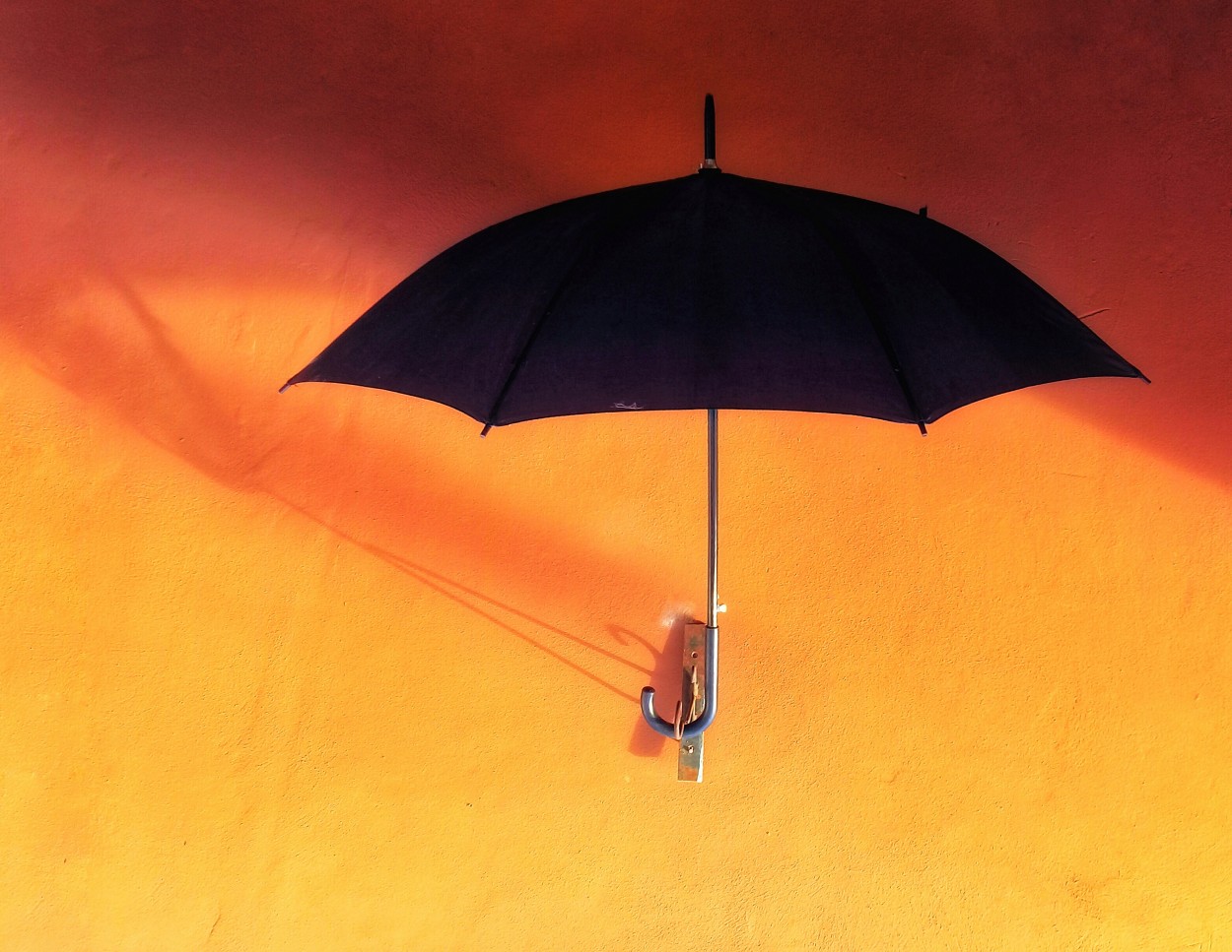 "Esperando las lluvias" de Roberto Guillermo Hagemann