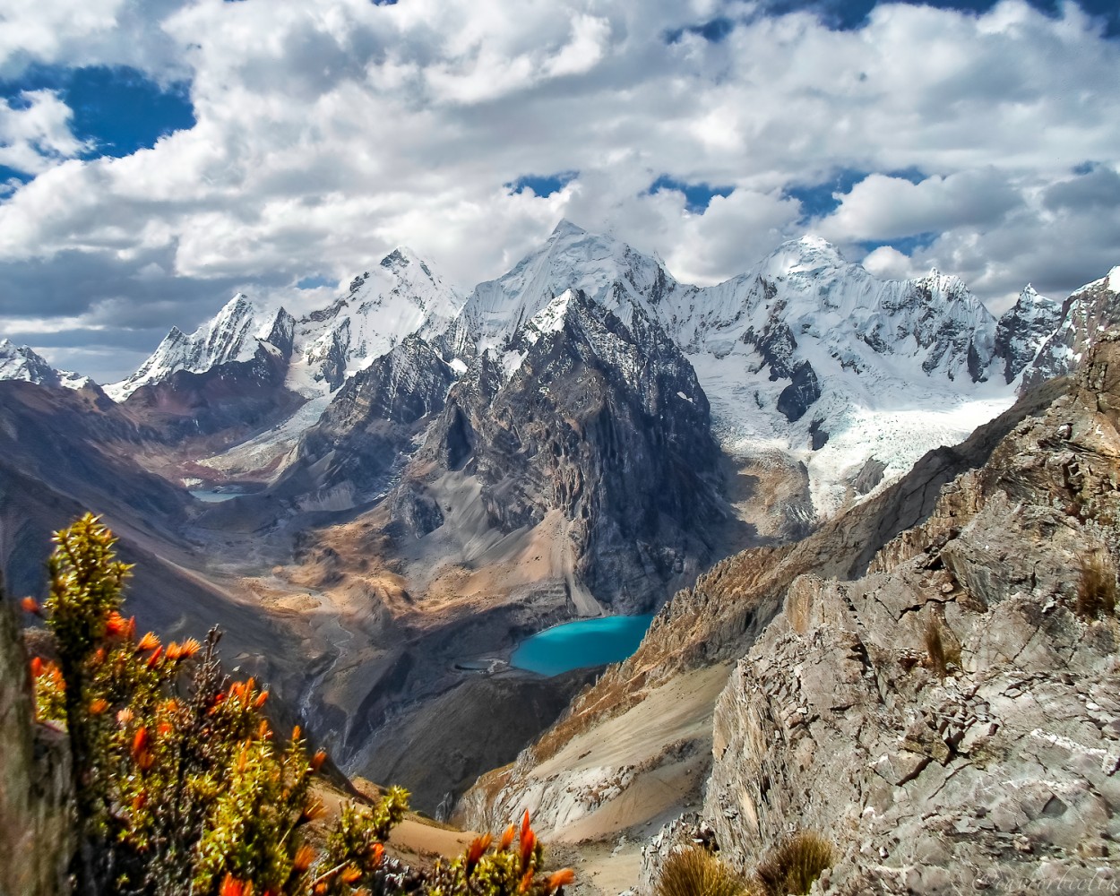"Cordillera Huayhuash, Yerupaj" de David Roldn