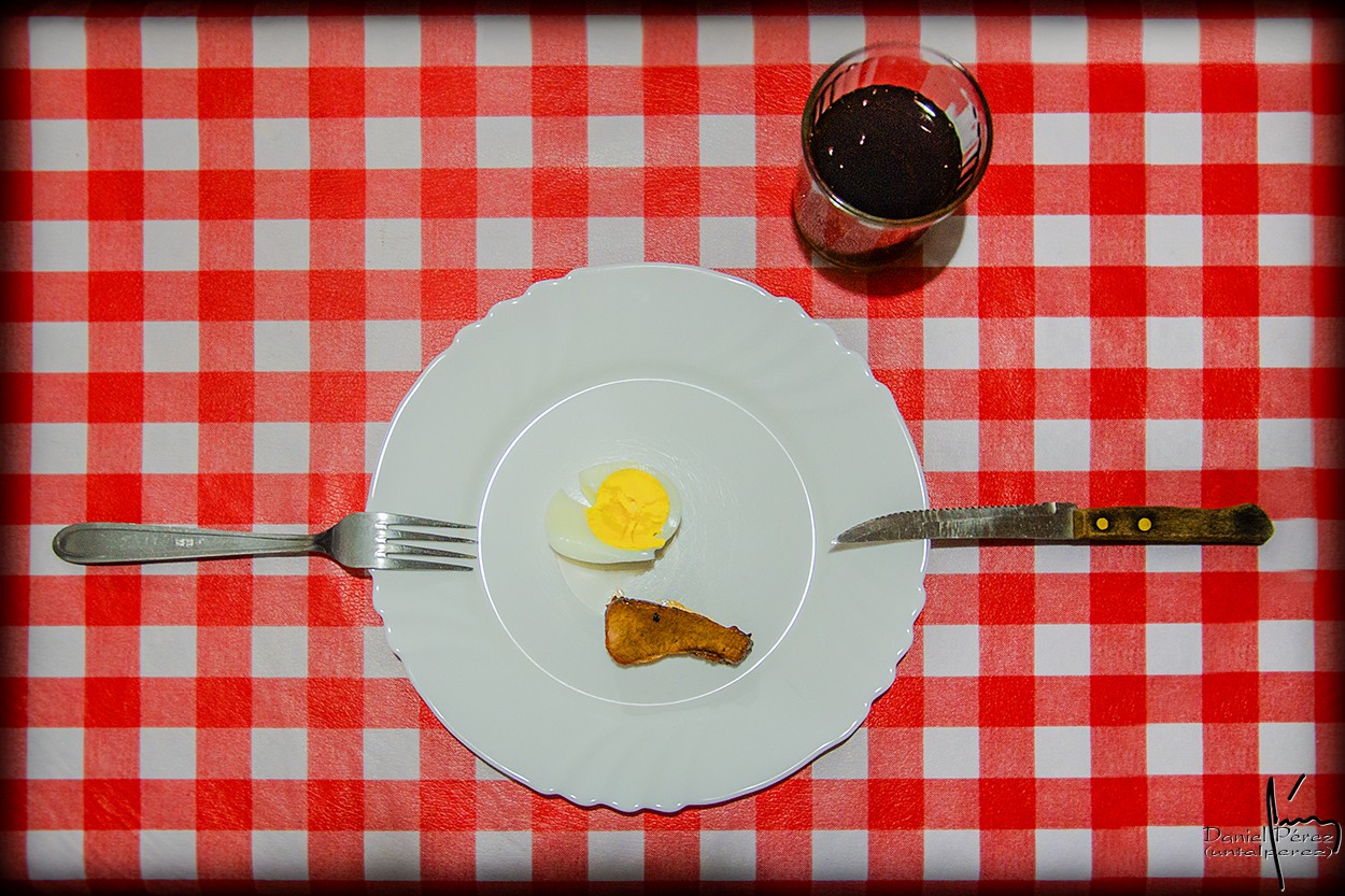 "My dinner" de Daniel Prez Kchmeister
