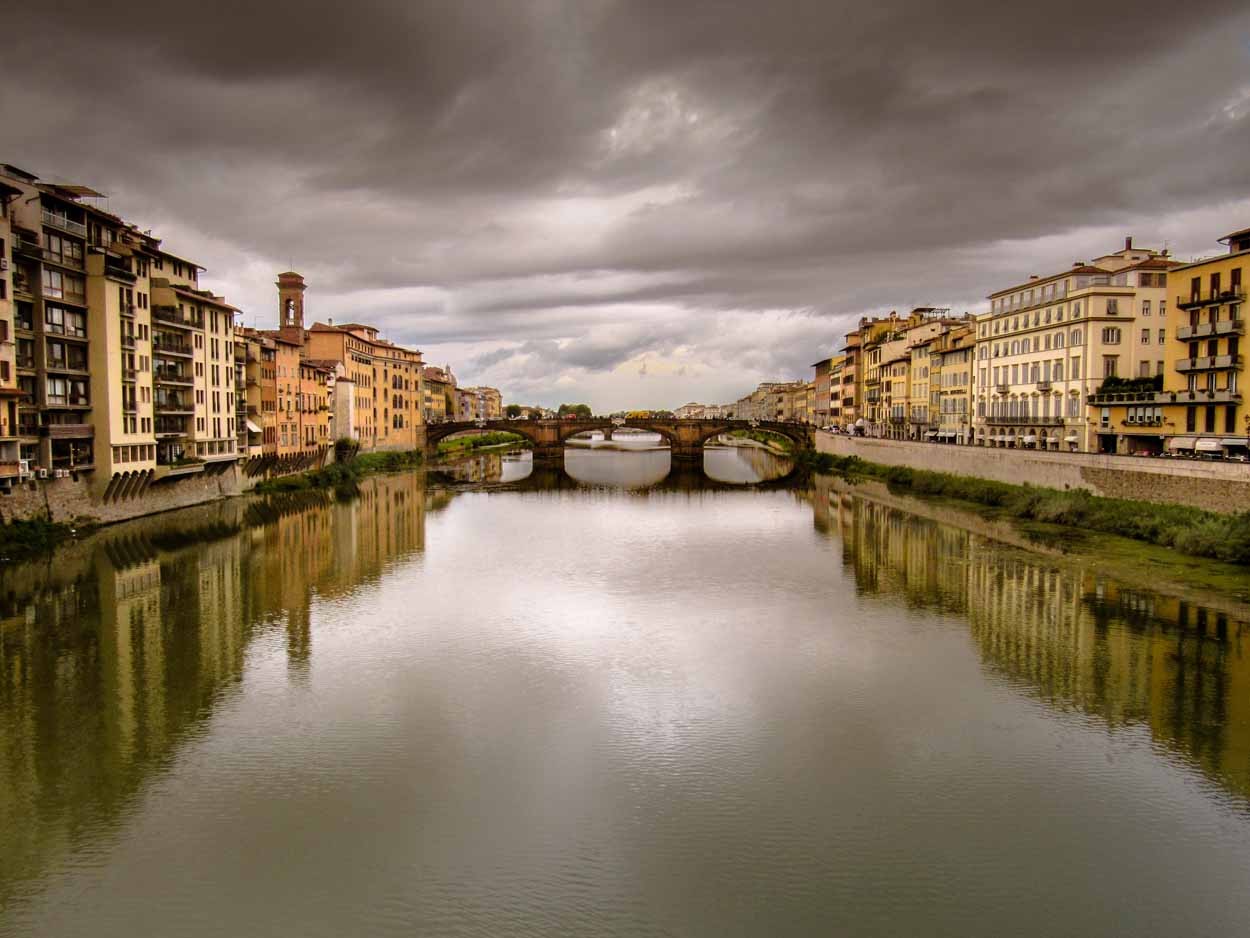 "Llueve en Firenze II" de Laura Nardo