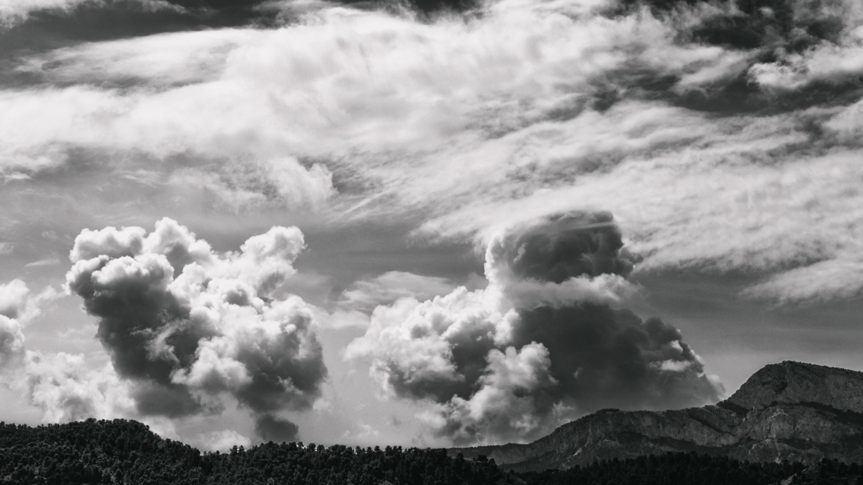 "Nubes grandes" de Francisco Jos Cerd Ortiz