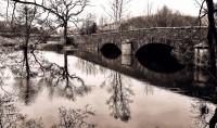 puente sobre el Río Leven