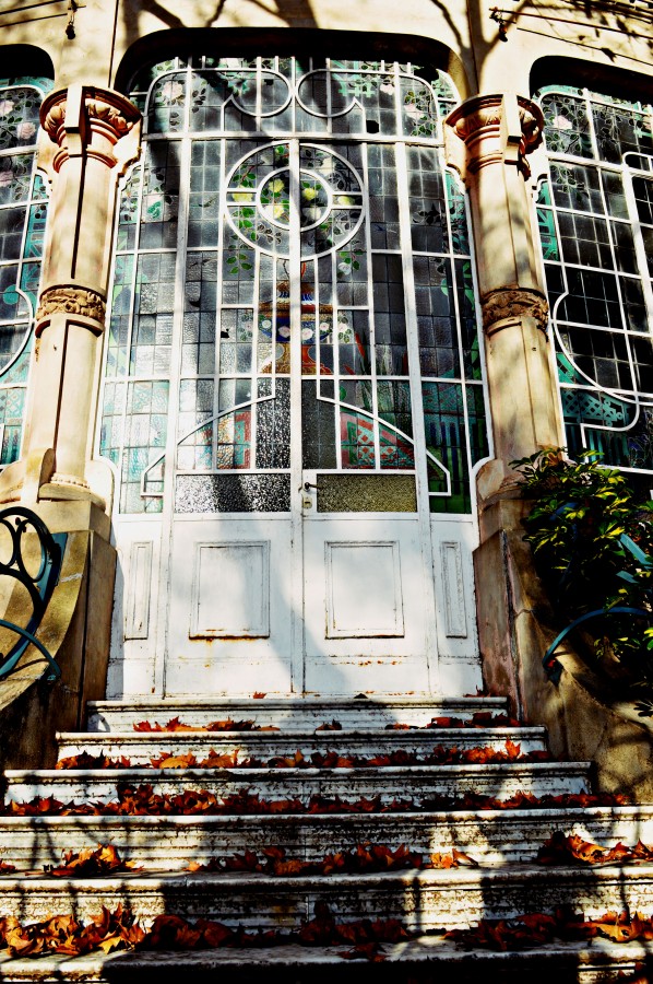 "La puerta de vitraux" de Florencia Alvarez