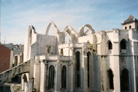 iglesia sin techo en portugal