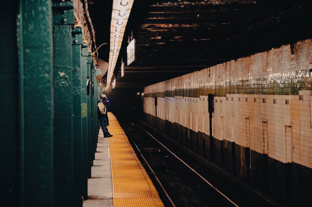 "El ltimo tren a Brooklyn" de Luis Alberto Bellini