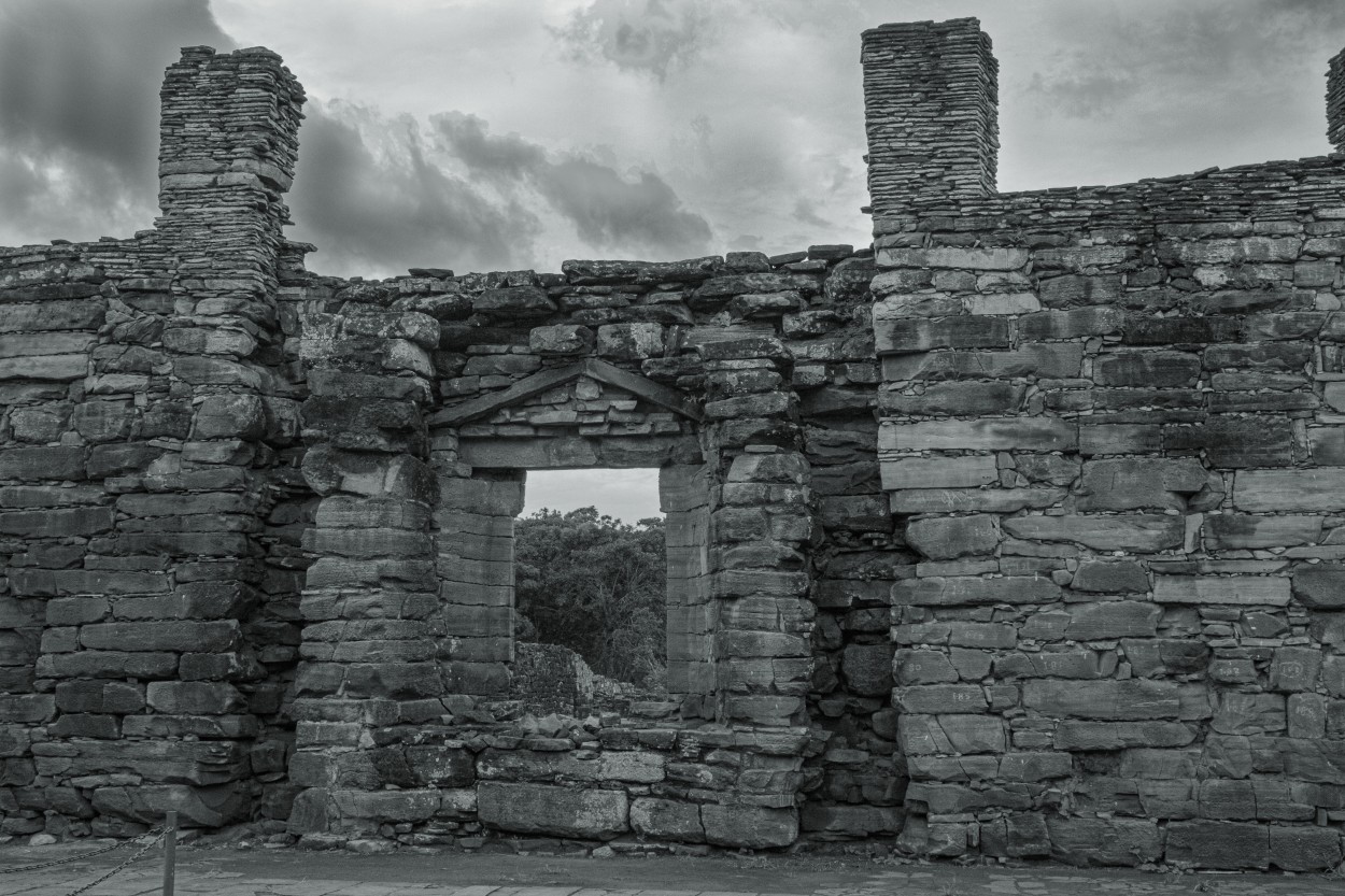"Ruinas de San Ignacio" de Luis Torres Sal