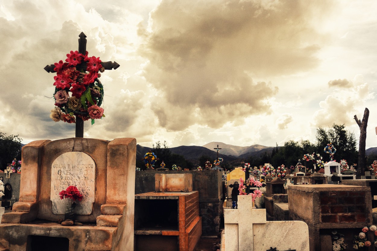 "cementerio de la quebrada" de Viviana Garca