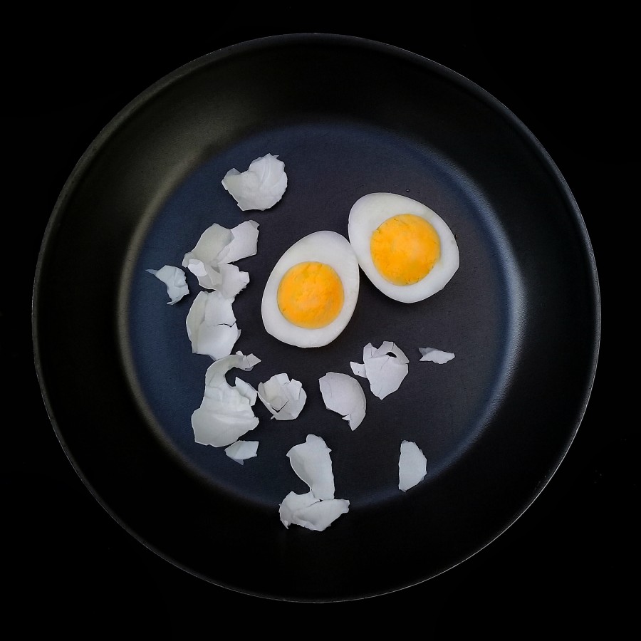 "Ojitos de huevo duro" de Roberto Guillermo Hagemann
